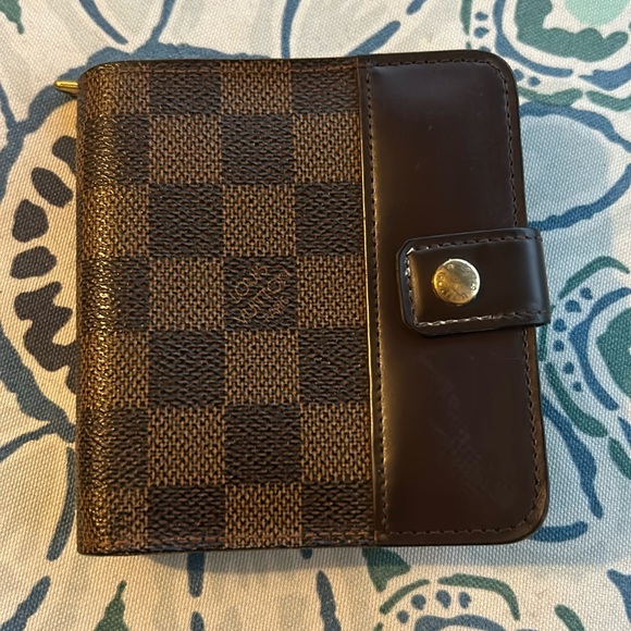 Louis Vuitton Handbags - LOUIS VUITTON DAMIER COMPACT ZIP BIFOLD WALLET